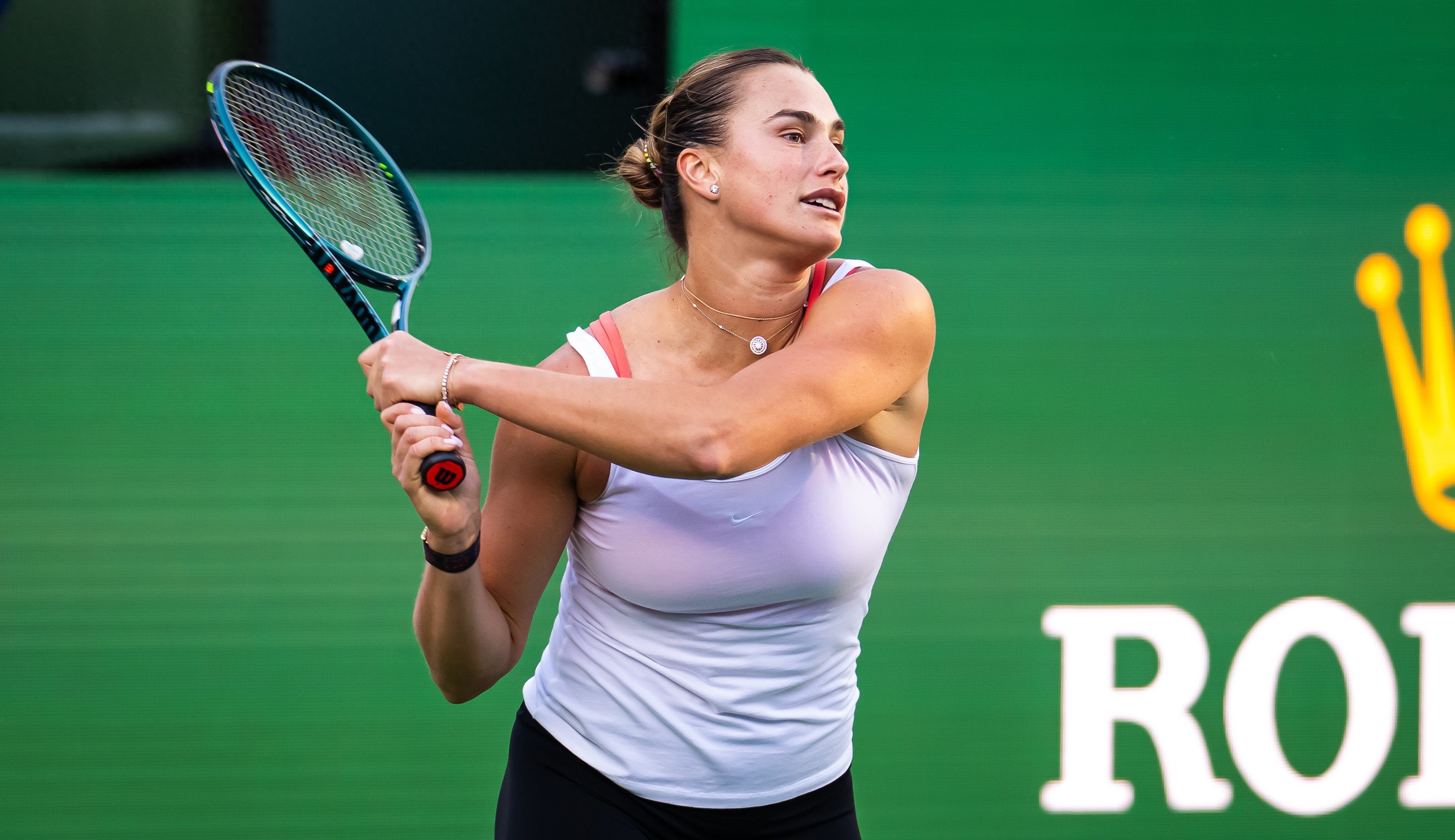 持续失利首场状态出色,MAD观众沸腾!,阿扎伦卡重返赛场观众掌声雷动 持续失利首场状态出色,MAD观众沸腾!,阿扎伦卡重返赛场观众掌声雷动